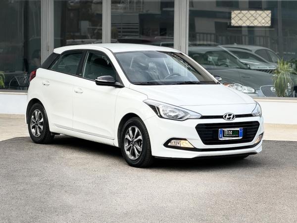 HYUNDAI i20 - MANUAL - DIESEL 